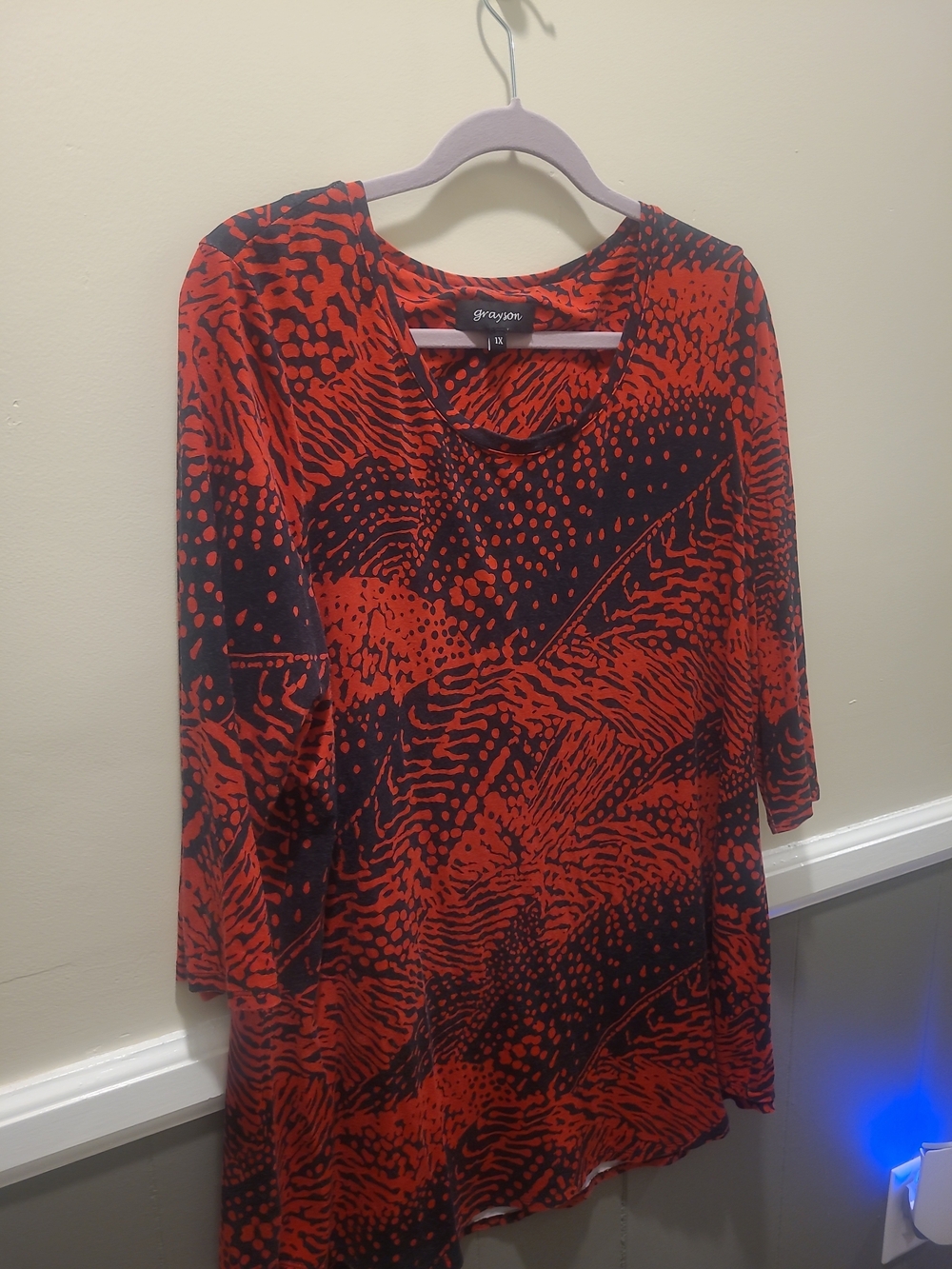 Grayson Red & Black Patterned Women’s Top XL